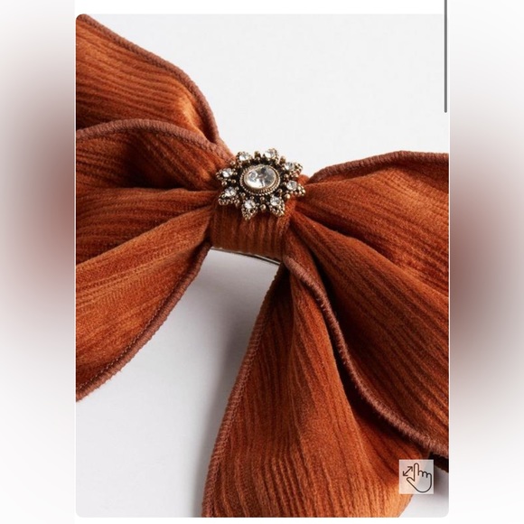 Torrid Bow And Pin Hair Set NWT - Picture 3 of 3